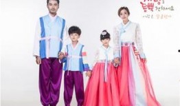 三口之家照片造型