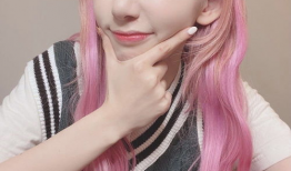 粉色头发照片,揭秘粉色头发潮流背后的时尚密码