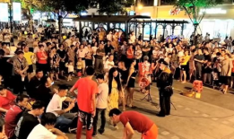 街上尬舞网红,网红尬舞风潮下的舞蹈艺术新篇章